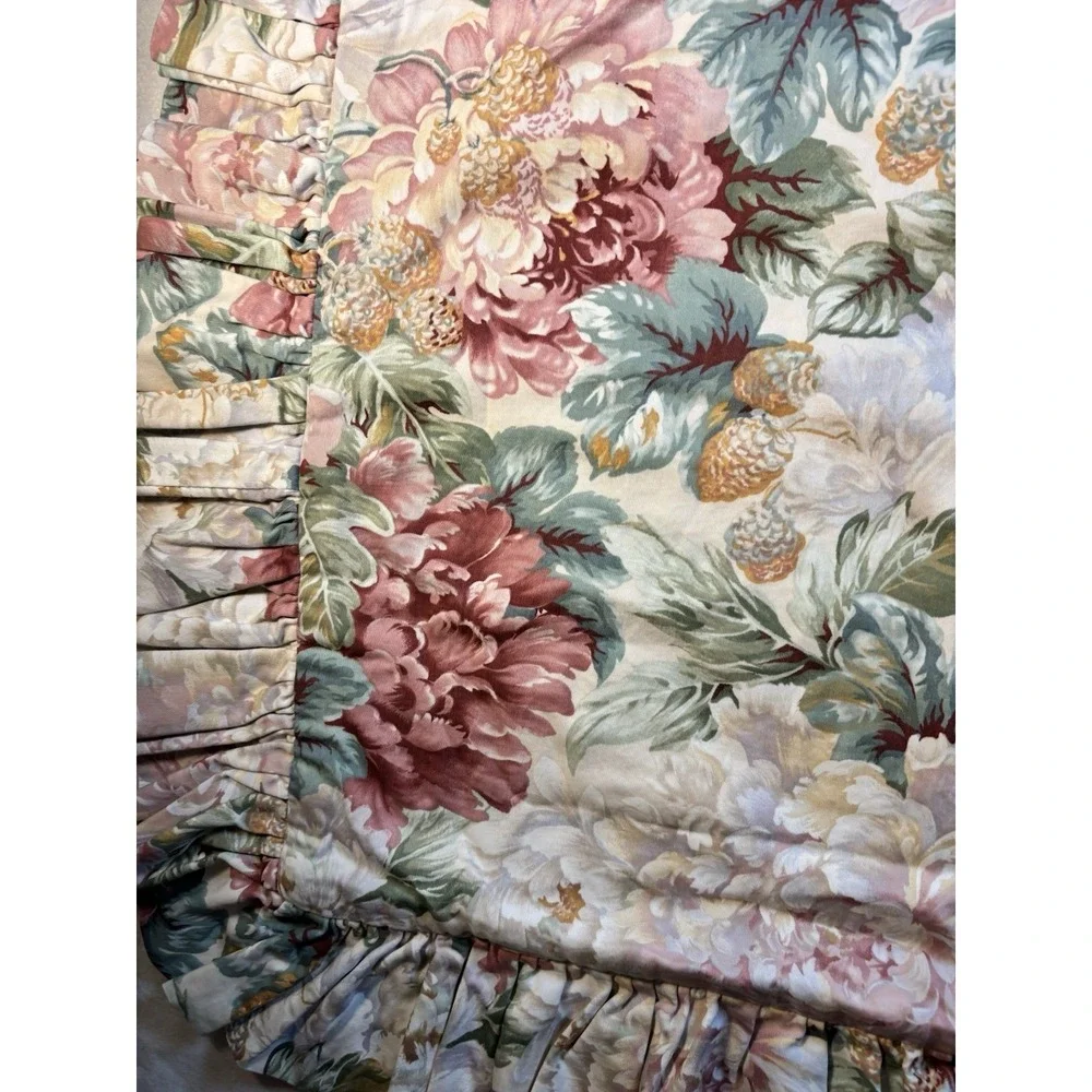 Vintage Waverly Ruffled Pillow‎ Shams Standard 19x26 Multi Rose Floral Set of 2